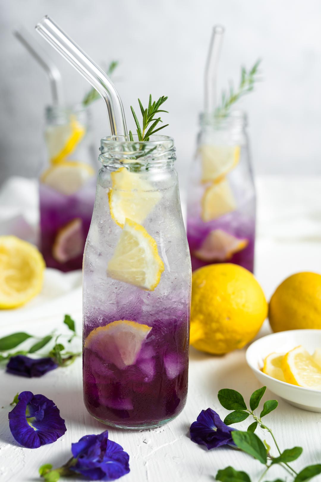 Sparkling Butterfly Pea Flower Tea Lemonade - Cooking with a Wallflower